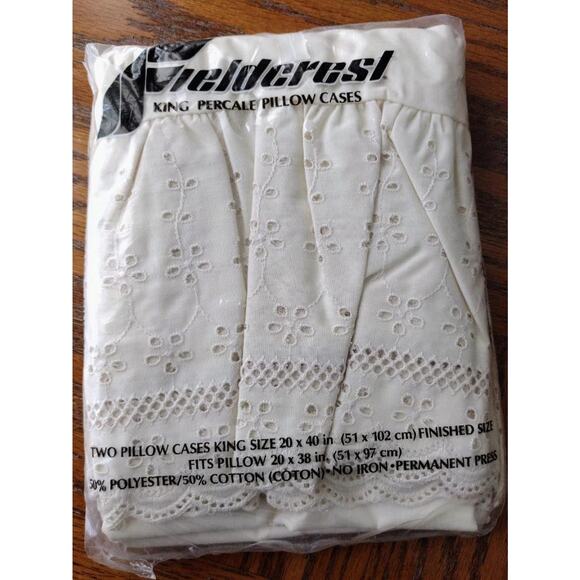 2 King Fieldcrest Pillowcases Ruffle Eyelet Trousseau Lace Percale Ivory NWT - Picture 1 of 7